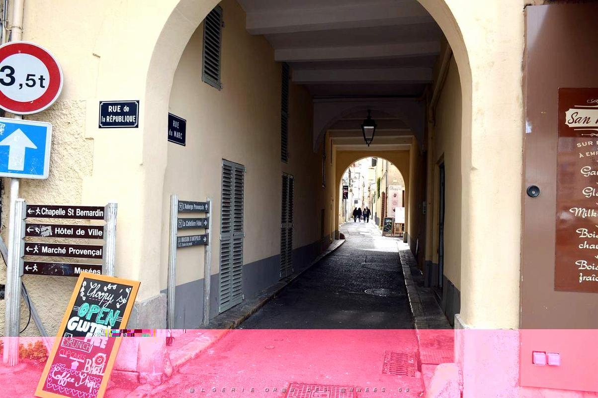 011- Antibes.JPG